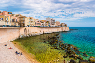 Similar image 13130533