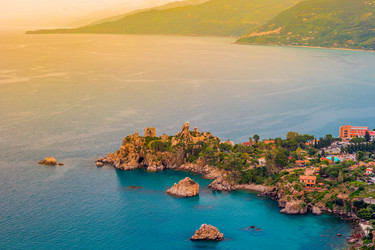 Similar image 13130588