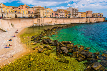 Similar image 13130589