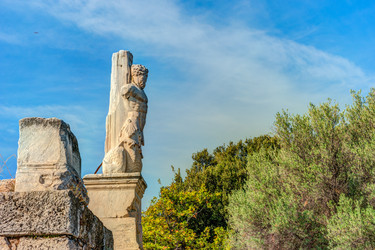 Similar image 13130702