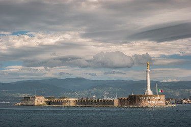 Similar image 13130805