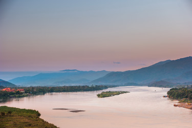 Similar image 13130475