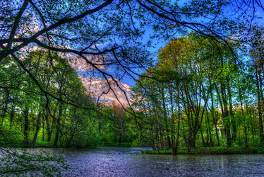 Similar image 13130576