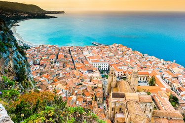 Similar image 13130650