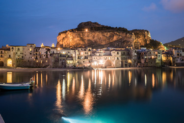 Similar image 13130757