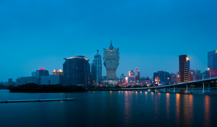 Similar image 13131135