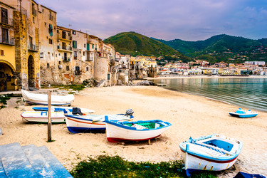 Similar image 13131195