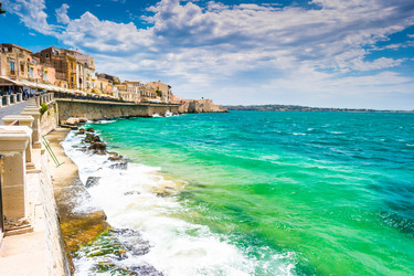 Similar image 13131410