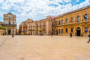 Similar image 13131448