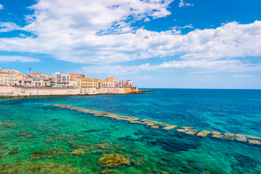 Similar image 13131671