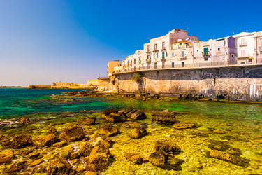 Similar image 13131156