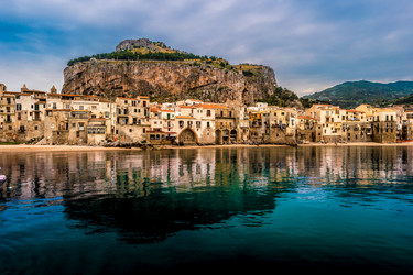 Similar image 13131259