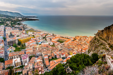 Similar image 13131302