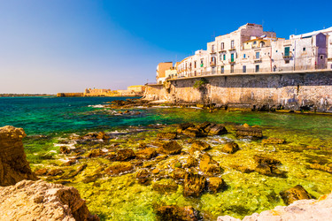 Similar image 13131675