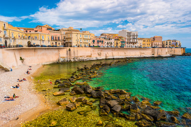 Similar image 13131698