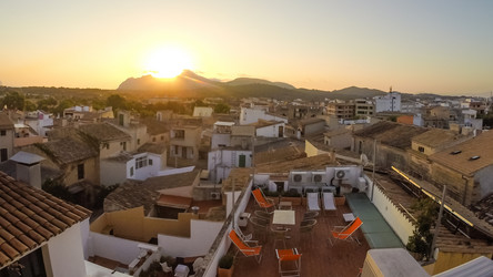 Similar image 13135870