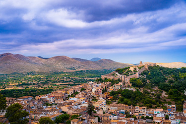 Similar image 13136402