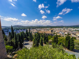 Similar image 13136540