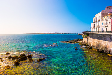 Similar image 13136580