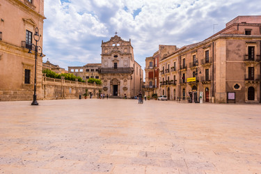 Similar image 13136718