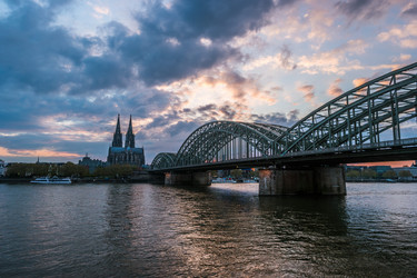 Similar image 13137081