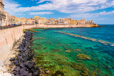 Similar image 13135490