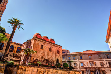 Similar image 13134771