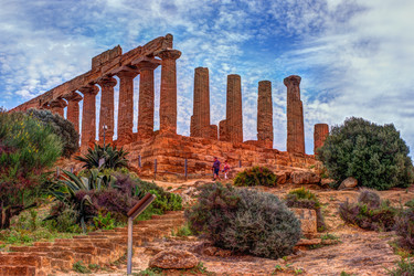 Similar image 13134179