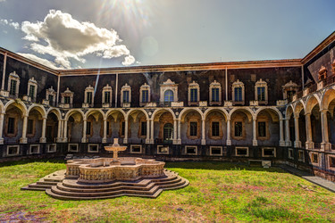 Similar image 13133870