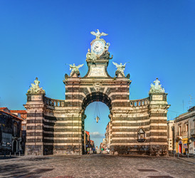 Similar image 13133926