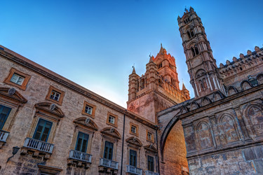 Similar image 13134343