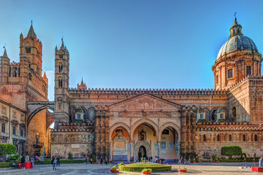 Similar image 13134398