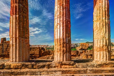 Similar image 13134624