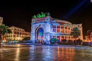 Similar image 13134737