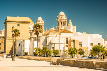 Similar image 13133700