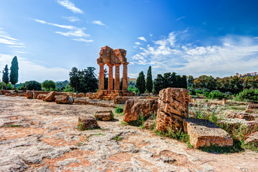 Similar image 13134381