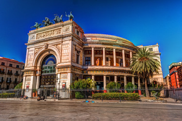 Similar image 13133966