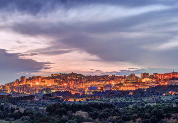 Similar image 13135610