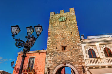 Similar image 13135965