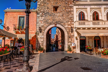 Similar image 13135986