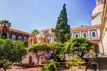 Similar image 13136508