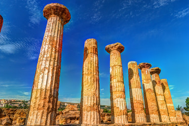 Similar image 13135876