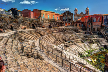 Similar image 13136950