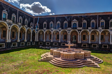 Similar image 13137069