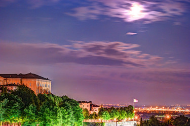 Similar image 13135970