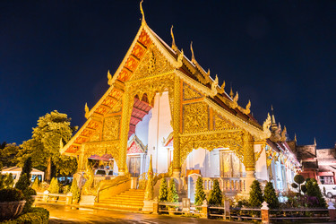 Similar image 13135480