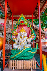 Similar image 13136801