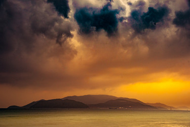 Similar image 13135766