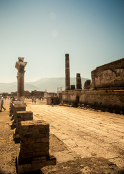 Similar image 13136048