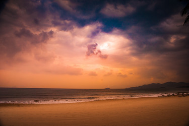 Similar image 13136473